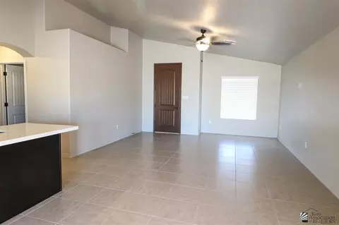 8661 E 35 St, Yuma, AZ 85365 photo 4