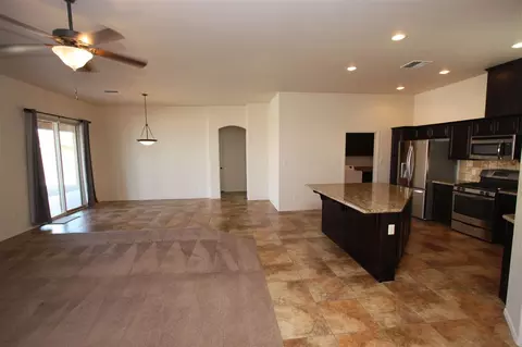 7826 E 37 St, Yuma, AZ 85364 photo 9