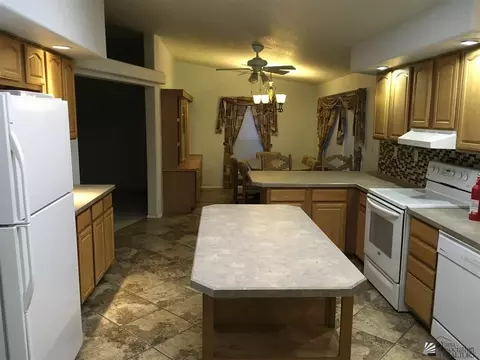 12561 E 46 Dr, Yuma, AZ 85367 photo 2