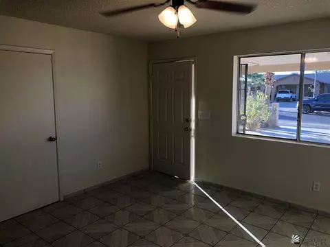 334 E St, San Luis, AZ 85349 photo 3