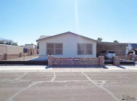 13599 E 49 Dr, Yuma, AZ 85367 photo 1