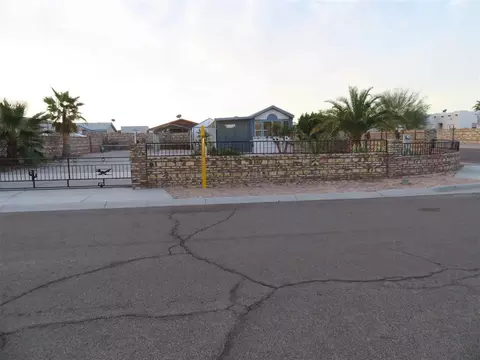 12715 E 44 Dr, Yuma, AZ 85367 photo 1