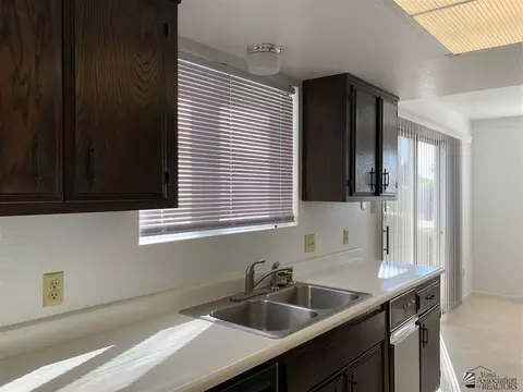 1446 E Pebble Beach Dr, Yuma, AZ 85365 photo 8