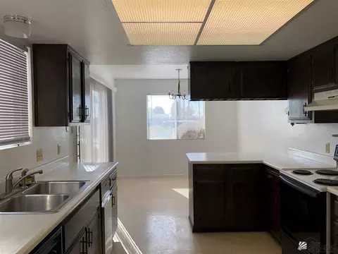 1446 E Pebble Beach Dr, Yuma, AZ 85365 photo 7