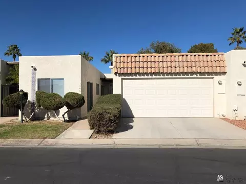 1446 E Pebble Beach Dr, Yuma, AZ 85365 photo 1