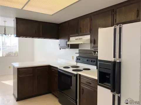 1446 E Pebble Beach Dr, Yuma, AZ 85365 photo 9