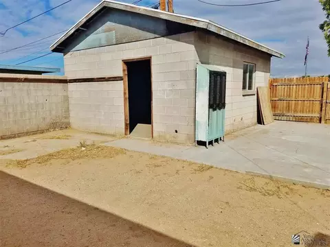 284 E 25 St, Yuma, AZ 85364 photo 12