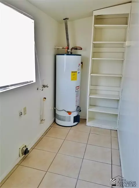 284 E 25 St, Yuma, AZ 85364 photo 6