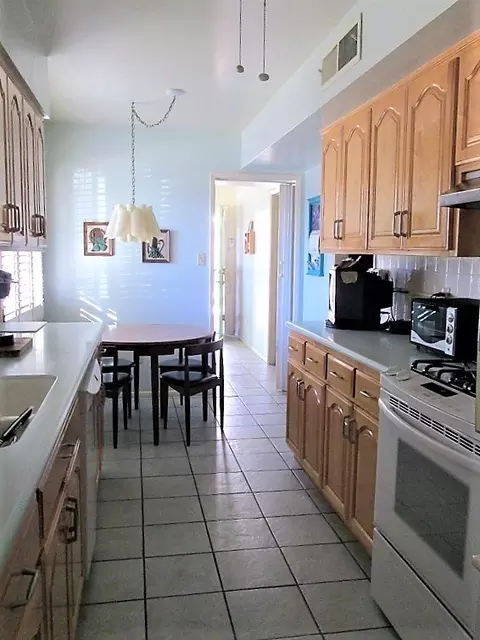372 E 30 St, Yuma, AZ 85364 photo 9