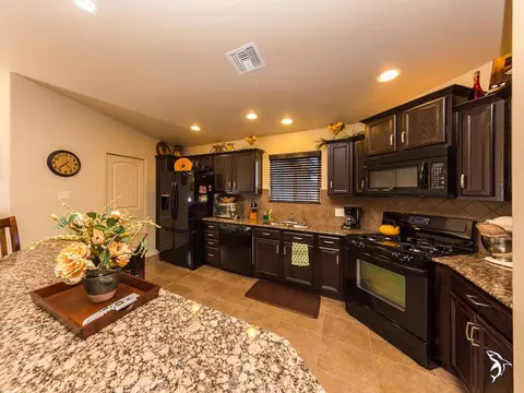 11663 E 25 Pl, Yuma, AZ 85367 photo 6