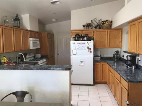 10594 E 39 Pl, Yuma, AZ 85365 photo 6