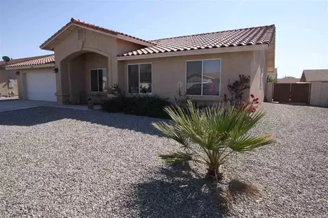 6375 E 45 St, Yuma, AZ 85365 photo 1
