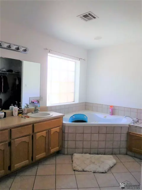 10123 E 37 St, Yuma, AZ 85365 photo 4