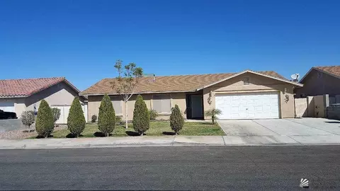 6274 E 45 St, Yuma, AZ 85365 photo 1