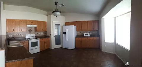 6274 E 45 St, Yuma, AZ 85365 photo 2