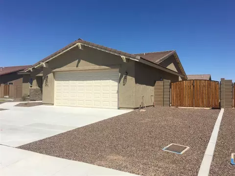 7884 E 38 Pl, Yuma, AZ 85365 photo 2