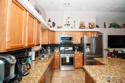 11826 E Alpha Way, Yuma, AZ 85367 photo 8