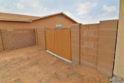 8701 E 38 Pl, Yuma, AZ 85365 photo 16