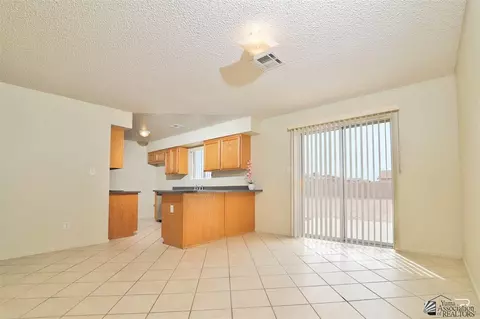 8701 E 38 Pl, Yuma, AZ 85365 photo 7