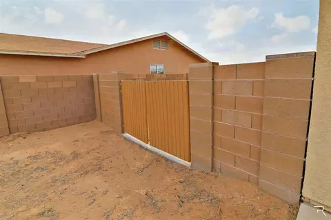 8701 E 38 Pl, Yuma, AZ 85365 photo 16
