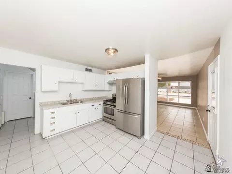 1330 E Morrison St, Yuma, AZ 85365 photo 7