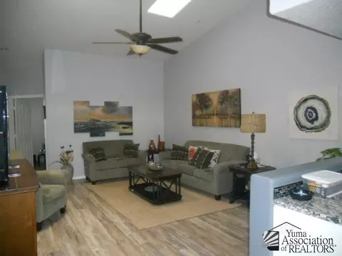 10702 E 34 St, Yuma, AZ 85365 photo 2