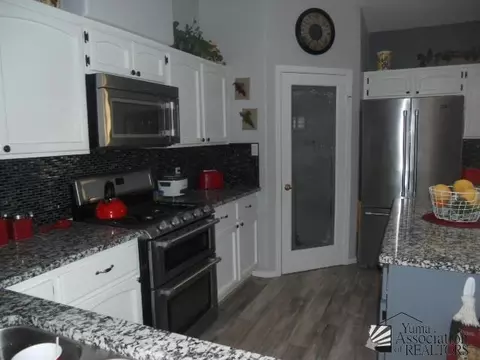 10702 E 34 St, Yuma, AZ 85365 photo 5
