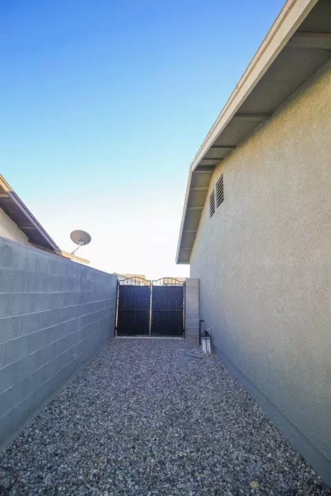 8558 E 38 Ln, Yuma, AZ 85365 photo 15