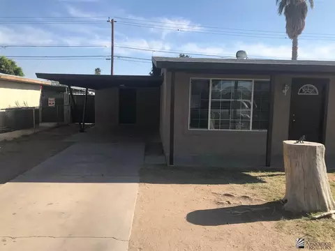1353 E 26 St, Yuma, AZ 85365 photo 2