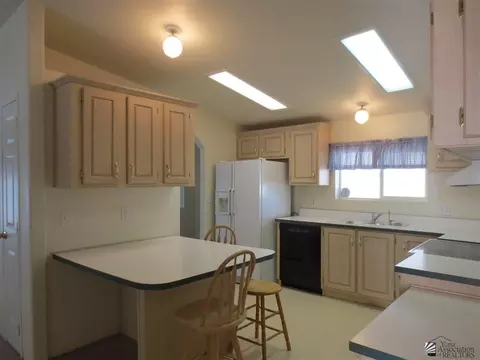 13239 E 49 St, Yuma, AZ 85367 photo 2