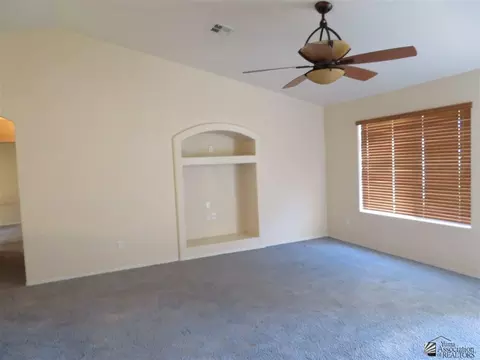 10233 E 37 Pl, Yuma, AZ 85365 photo 4