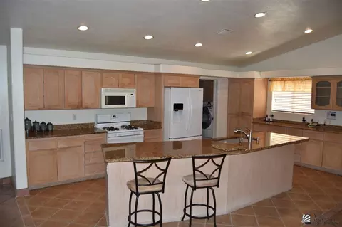 10713 E 37 St, Yuma, AZ 85365 photo 6