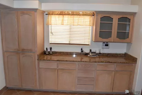 10713 E 37 St, Yuma, AZ 85365 photo 8