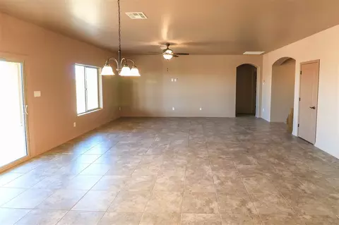 8587 E 35 St, Yuma, AZ 85365 photo 6