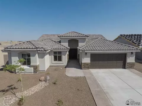 8626 E 35 St, Yuma, AZ 85365 photo 1