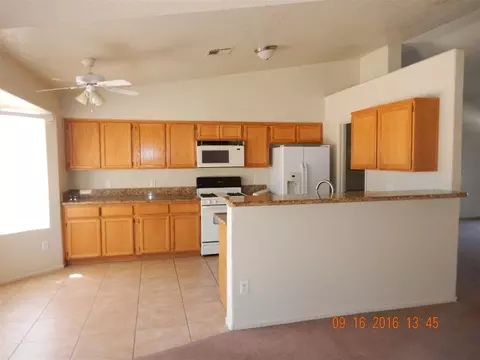 11239 E 24 Pl, Yuma, AZ 85367 photo 3