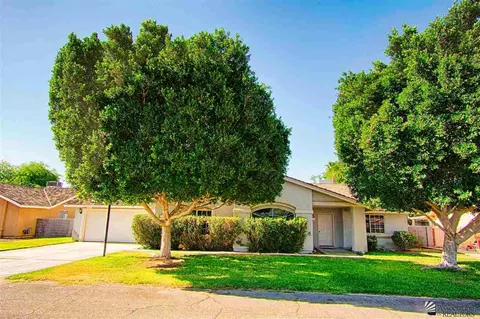 3570 E Riho Ln, Yuma, AZ 85365 photo 1