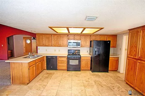 3570 E Riho Ln, Yuma, AZ 85365 photo 8