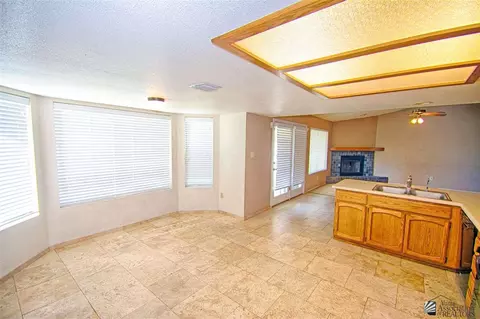 3570 E Riho Ln, Yuma, AZ 85365 photo 9