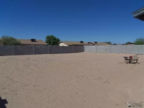 8772 E 39 Pl, Yuma, AZ 85365 photo 5