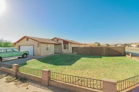 8712 E 38 Ln, Yuma, AZ 85367 photo 1
