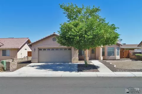 10382 E 38 Pl, Yuma, AZ 85365 photo 2