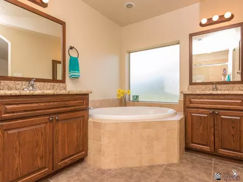 6364 E 46 Ln, Yuma, AZ 85365 photo 9