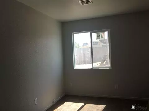 1369 E 26 St, Yuma, AZ 85365 photo 4