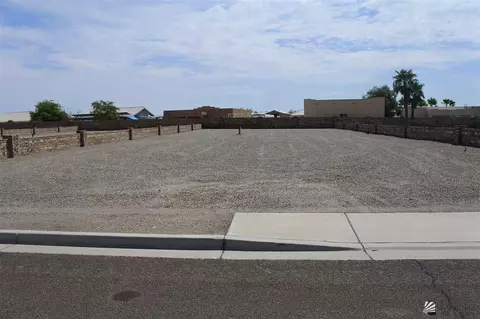 14635 E 52 St, Yuma, AZ 85367 photo 1