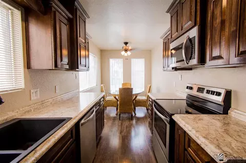 1436 E Cypress Pt, Yuma, AZ 85365 photo 4