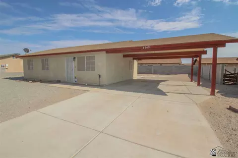 8749 E 37 Pl, Yuma, AZ 85365 photo 2