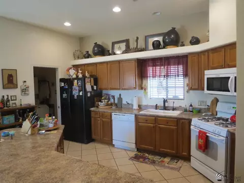 11842 E 28 Pl, Yuma, AZ 85367 photo 6