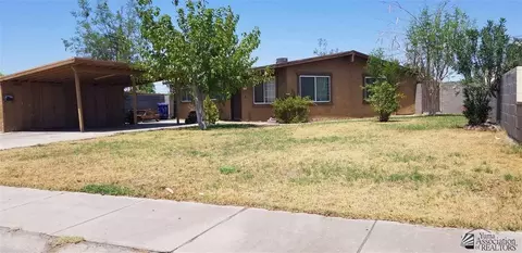 154 E 25 St, Yuma, AZ 85364 photo 3