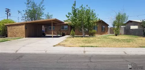 154 E 25 St, Yuma, AZ 85364 photo 2